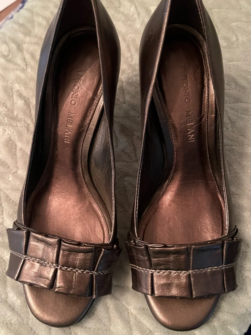 ANTONIO MELANI Gunmetal/Bronze Metallic Peep-Toe Leather Pumps with Front Bow